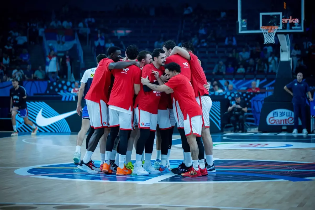 turkiye sirbistani yendi ve lider oldu yXv11GC3