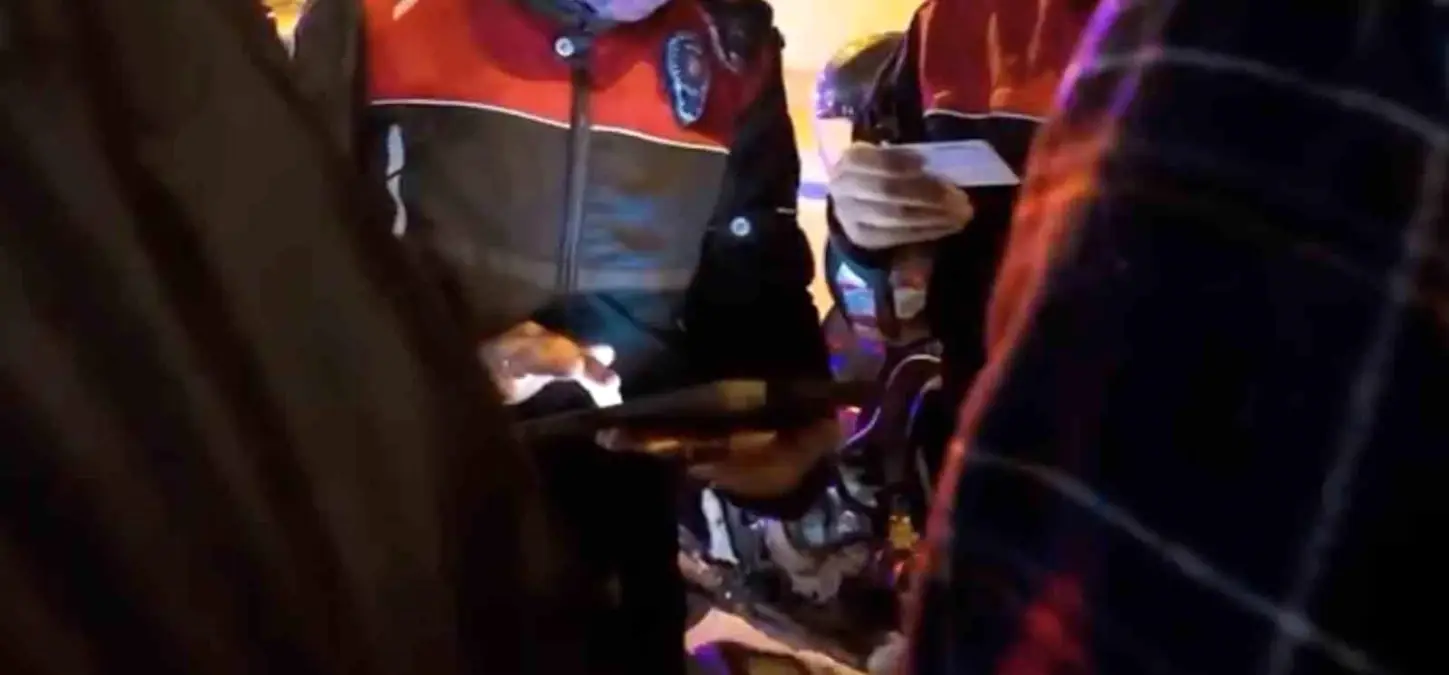 canakkalede polis denetimleri 30 sahis yakalandi narkotik ve silah ele gecirildi wxdQqzfQ.jpg