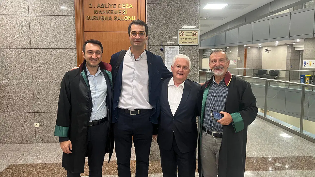 yazarimiz baris terkoglu ve emekli asker ahmet zeki ucoka acilan davada erteleme karari jaErWdLJ.jpg